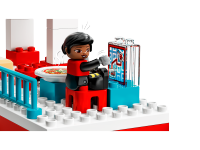 LEGO set 10970-1 Fire Station & Helicopter - Image 7
