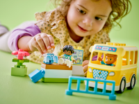 LEGO set 10988-1 The Bus Ride - Image 7