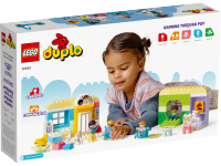 LEGO set 10992-1 Life At The Day-Care Center - Image 5
