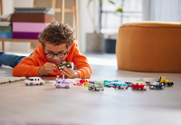 LEGO set 11036-1 Creative Vehicles - Image 3