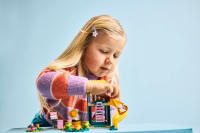 LEGO set 11201-1 Playground Fun with Bluey - Image 8