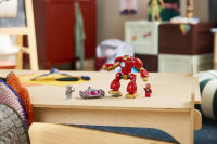LEGO set 11209-1 Ultron vs. Iron Man - Image 3
