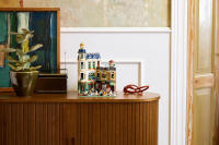 LEGO set 11371-1 Shopping Street - Image 3