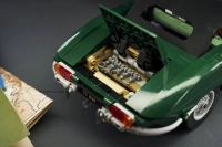 LEGO set 11381-1 Jaguar E-type - Image 9