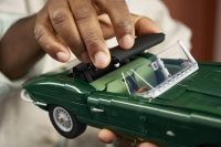 LEGO set 11381-1 Jaguar E-type - Image 10