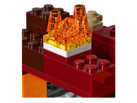LEGO set 21139-1 The Nether Fight - Image 7
