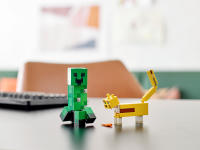 LEGO set 21156-1 BigFig Creeper and Ocelot - Image 7