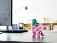 LEGO set 21157-1 BigFig Pig with Baby Zombie - Image 9