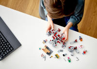 LEGO set 21163-1 The Redstone Battle - Image 7