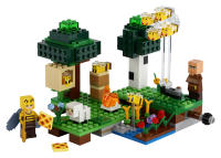 LEGO set 21165-1 The Bee Farm - Image 1