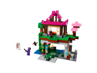 LEGO set 21183-1 The Training Grounds - Image 3