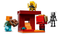 LEGO set 21266-1 The Nether Lava Battle - Image 3