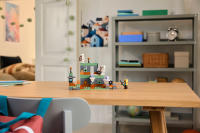 LEGO set 21271-1 The Trial Chamber - Image 8