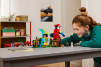 LEGO set 21282-1 The Parrot Houses - Image 7