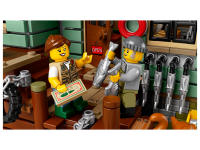 LEGO set 21310-1 Old Fishing Store - Image 11