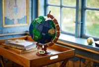 LEGO set 21332-1 The Globe - Image 8