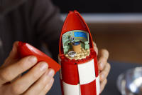 LEGO set 21367-1 Tintin Moon Rocket - Image 4