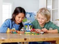 LEGO set 31095-1 Fairground Carousel - Image 7