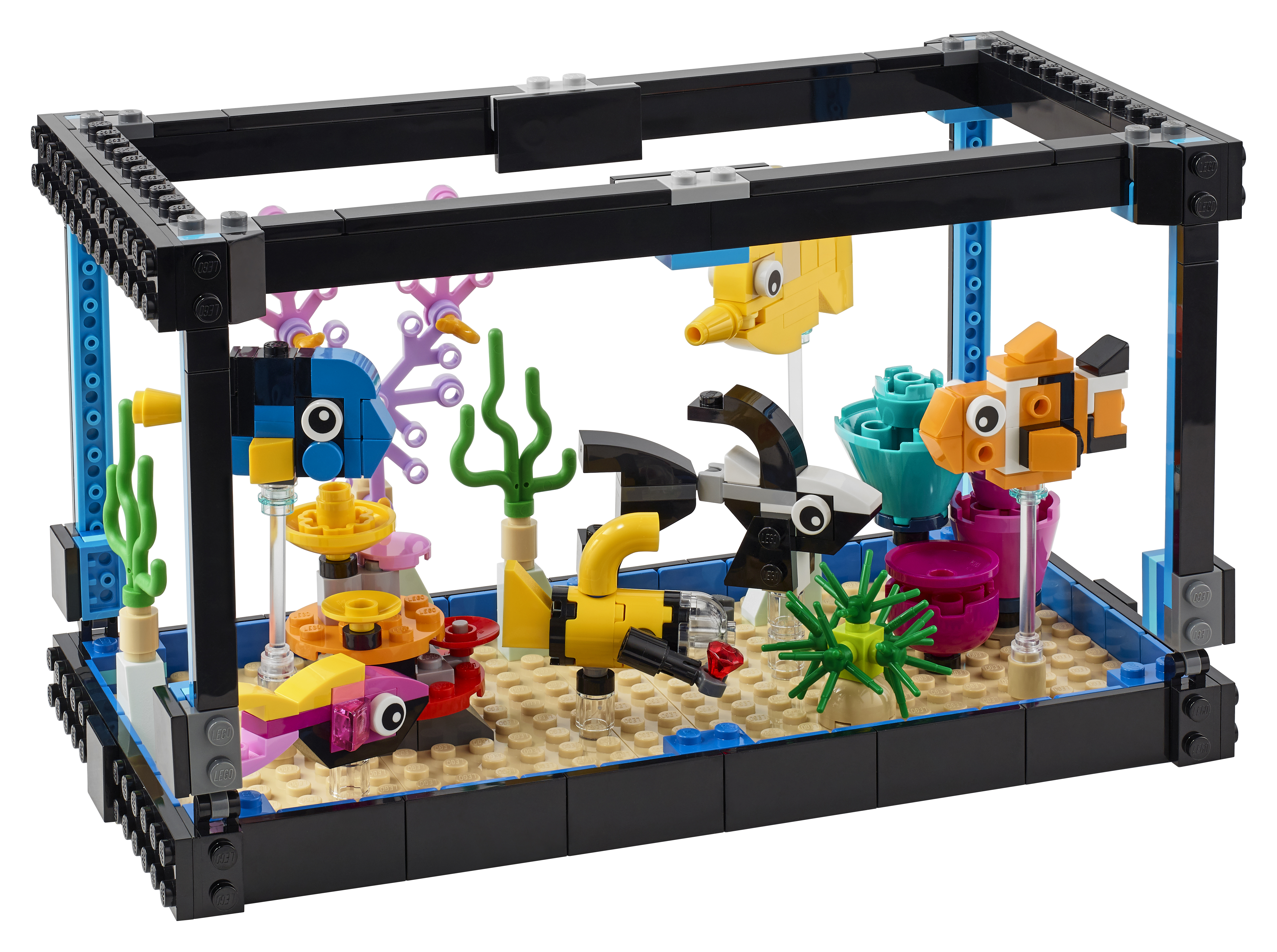 LEGO set 31122-1 Fish Tank - Image 1