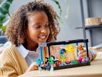 LEGO set 31122-1 Fish Tank - Image 3