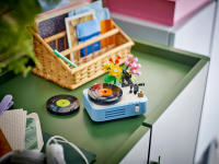 LEGO set 31172-1 Record Player with Flowers - Image 6