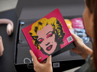 LEGO set 31197-1 Andy Warhol's Marilyn Monroe - Image 7