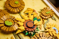 LEGO set 31215-1 Vincent van Gogh – Sunflowers - Image 9