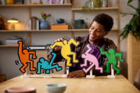 LEGO set 31216-1 Keith Haring - Dancing Figures - Image 4