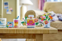 LEGO set 31383-1 Floral Decor Perfume Bottle - Image 6