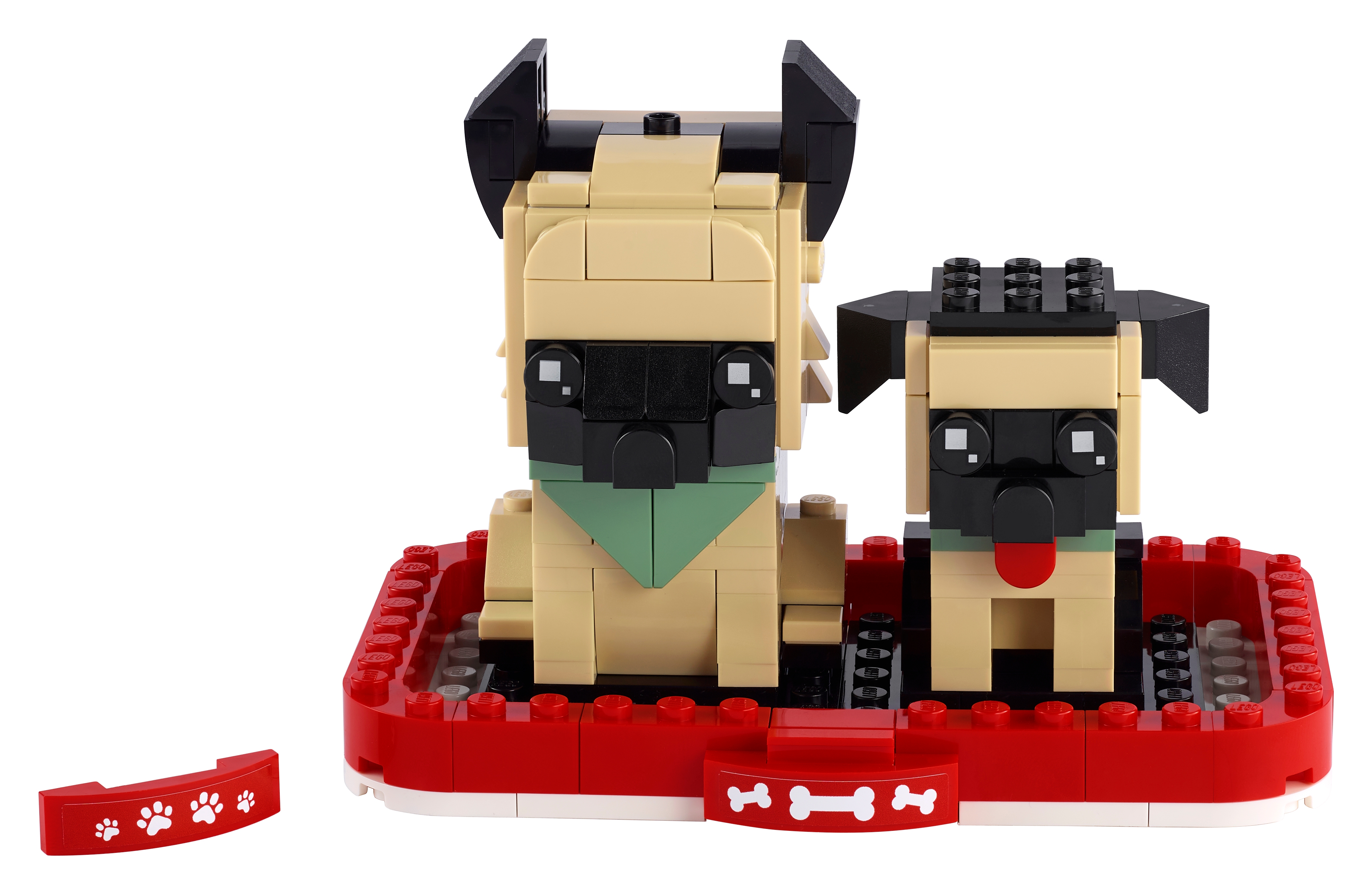 LEGO set 40440-1 German Shepherd and Puppy - Image 1