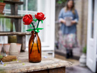 LEGO set 40460-1 Roses - Image 3