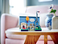 LEGO set 40568-1 Paris Postcard - Image 4