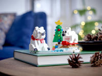 LEGO set 40571-1 Wintertime Polar Bears - Image 4
