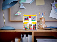 LEGO set 40574-1 Lego Brand Store - Image 4