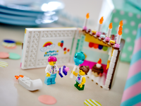 LEGO set 40641-1 Birthday Cake - Image 5