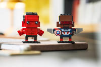 LEGO set 40668-1 Captain America & Red Hulk Figures - Image 5