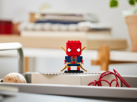 LEGO set 40670-1 Iron Spider-Man - Image 4