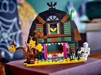 LEGO set 40721-1 Halloween Barn - Image 4