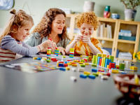 LEGO set 40722-1 Play with Braille - German Alphabet - Image 5