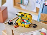 LEGO set 40817-1 Yellow Travel Suitcase - Image 5