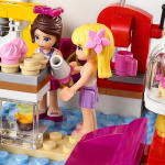 LEGO set 41119-1 Heartlake Cupcake Cafe - Image 4