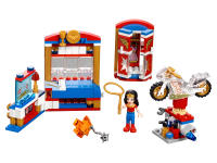 LEGO set 41235-1 Wonder Woman Dorm - Image 1