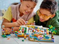 LEGO set 41702-1 Canal Houseboat - Image 11
