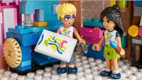 LEGO set 41748-1 Heartlake City Community Center - Image 7