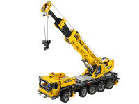 LEGO set 42009-1 Mobile Crane MK II - Image 1