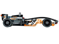 LEGO set 42026-1 Black Champion Racer - Image 3