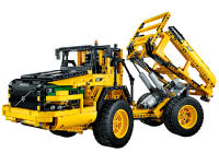 LEGO set 42030-1 Remote-Controlled Volvo L350F Wheel Loader - Image 5