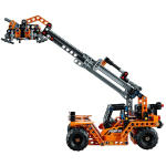 LEGO set 42062-1 Container Yard - Image 3