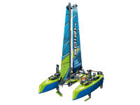 LEGO set 42105-1 Catamaran - Image 4
