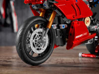 LEGO set 42107-1 Ducati Panigale V4 R - Image 5